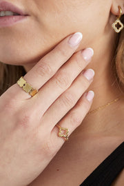 gedrehter Ring Kleeblatt | useful Beauty