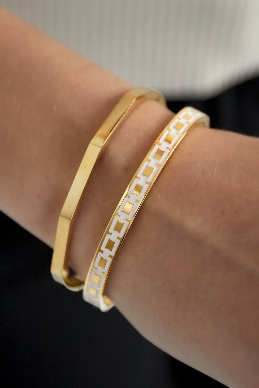 Armreif white Lines gold | useful Beauty