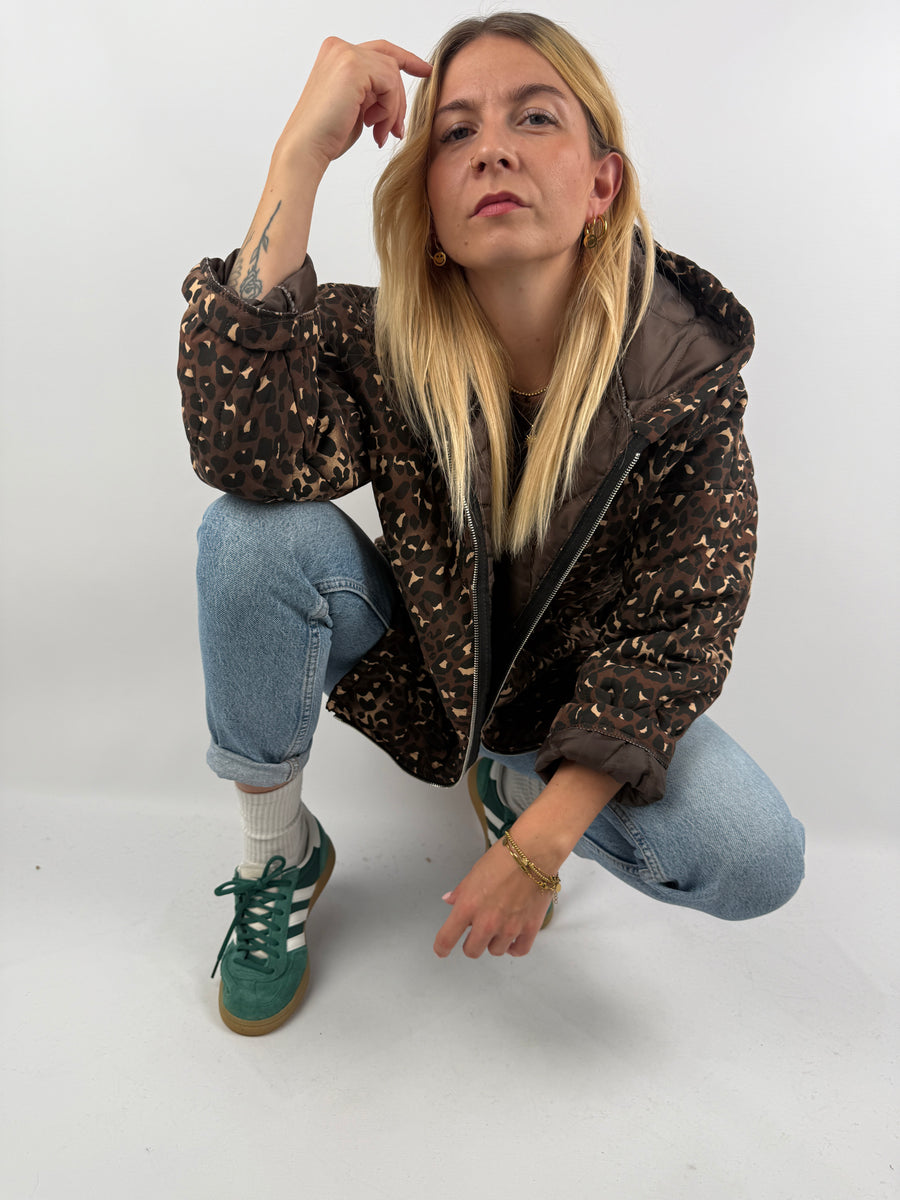 Leo-Steppjacke als stylischer Eyecatcher im Streetstyle