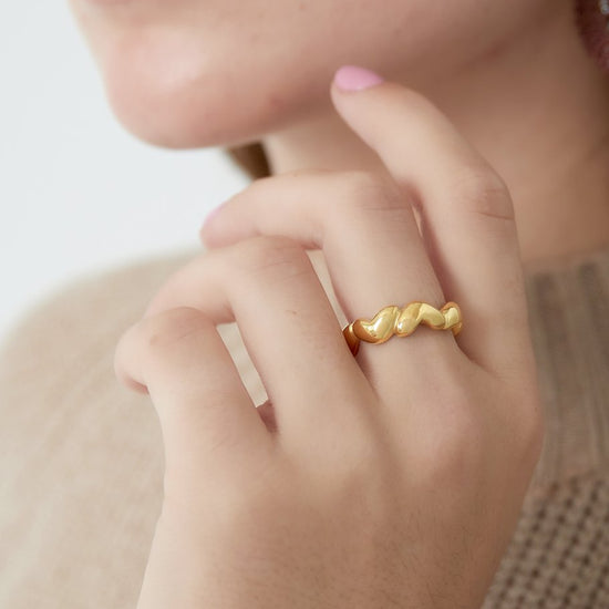 Edelstahl Ring Herzen gold | useful Beauty - useful Beauty 