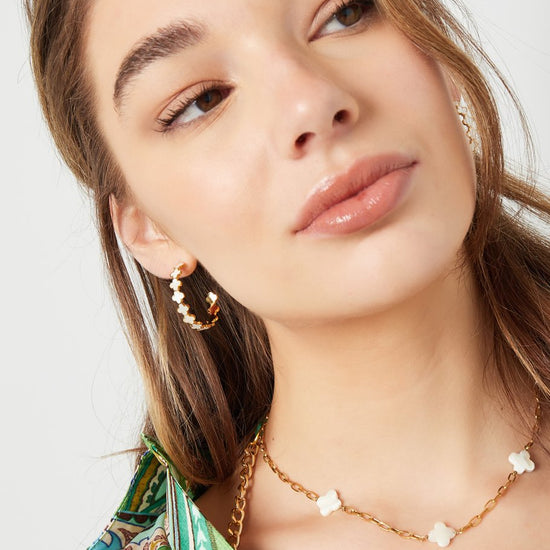 Creolen Kleeblatt weis Perlmutt gold | useful Beauty - useful Beauty 