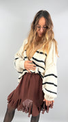 Cozy Stripe Knit – Oversized Strickjacke in Braun & Creme | useful Beauty