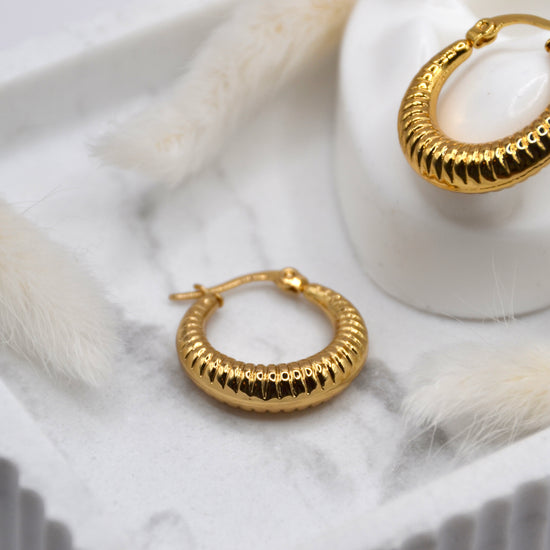 Creolen Croissant | 14K goldplated - useful Beauty 