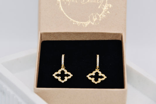 Hängeohrringe Kleeblatt Ornamental | 14K goldplated - useful Beauty 