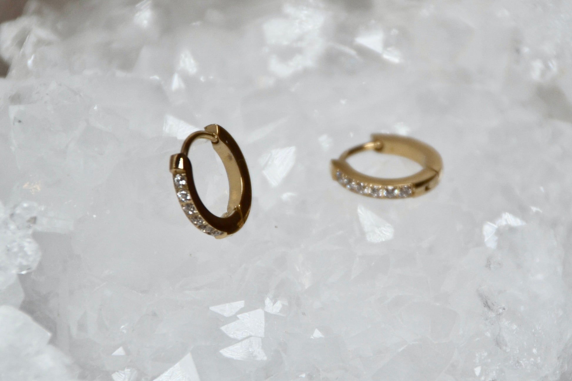 Edelstahl Creolen eckige Zirkonia Steine zierlich |gold/silber | useful Beauty - useful Beauty 