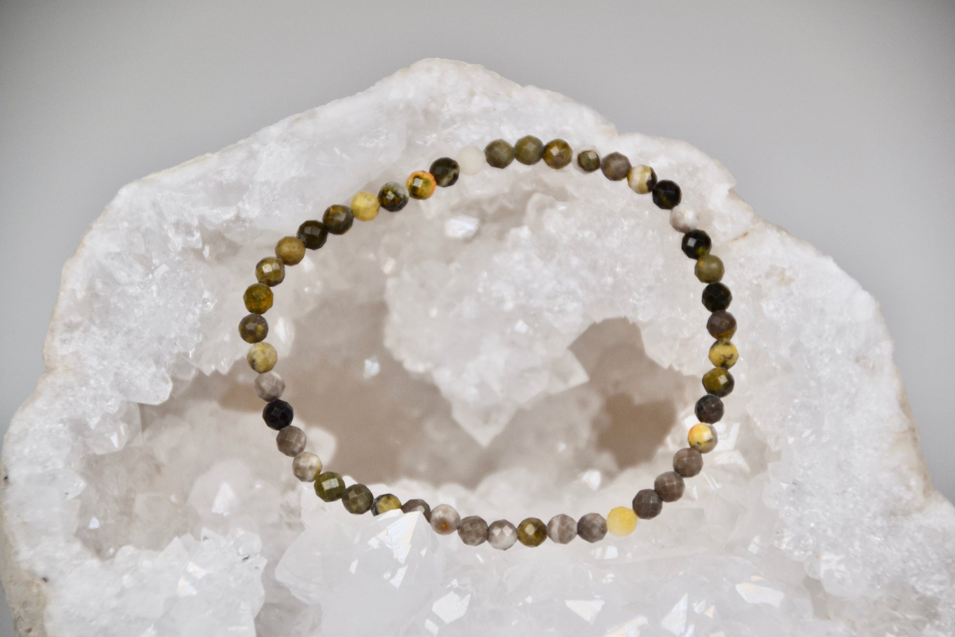 facettiertes Armband Bumblebee Jaspis 4mm A+ | useful Beauty - useful Beauty 