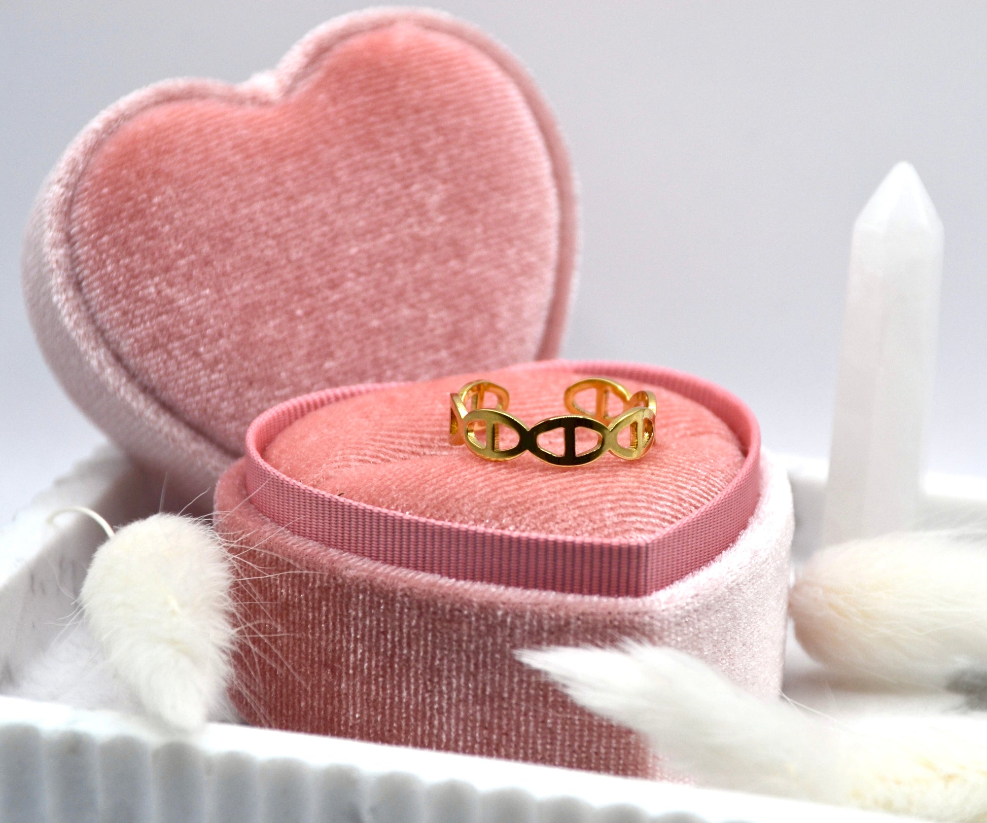 Ring Logo | 14K goldplated - useful Beauty 