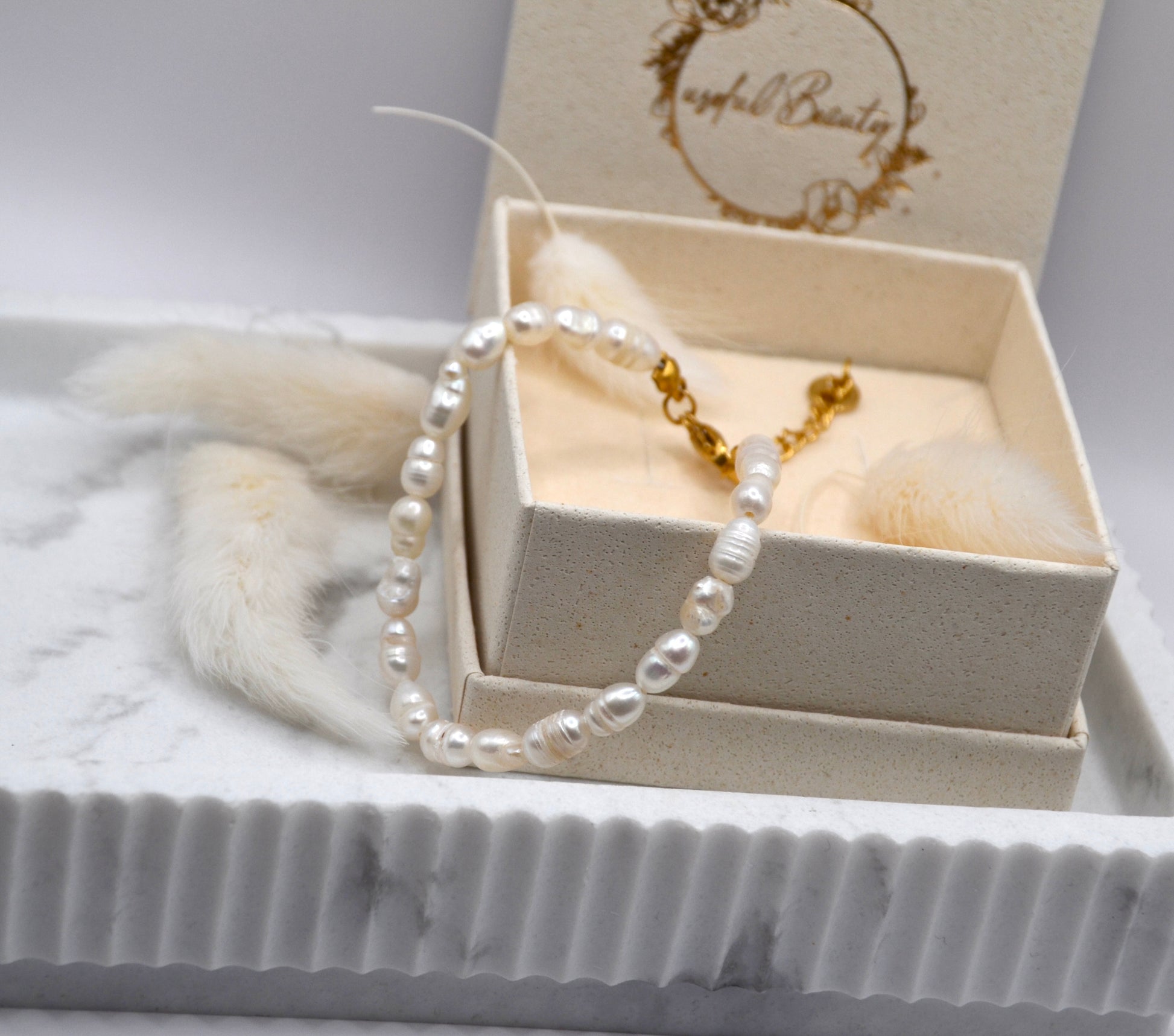 Perlenarmband Süßwasserperlen gold weiß | useful Beauty - useful Beauty 