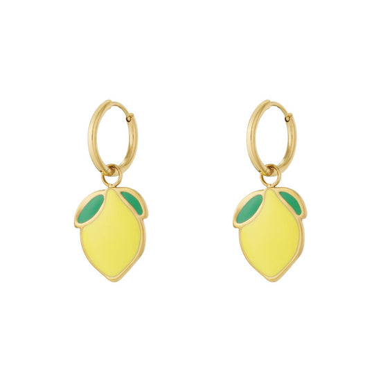 Goldene Edelstahlvcreolen mit gelb grünen Zitronen Anhänger.