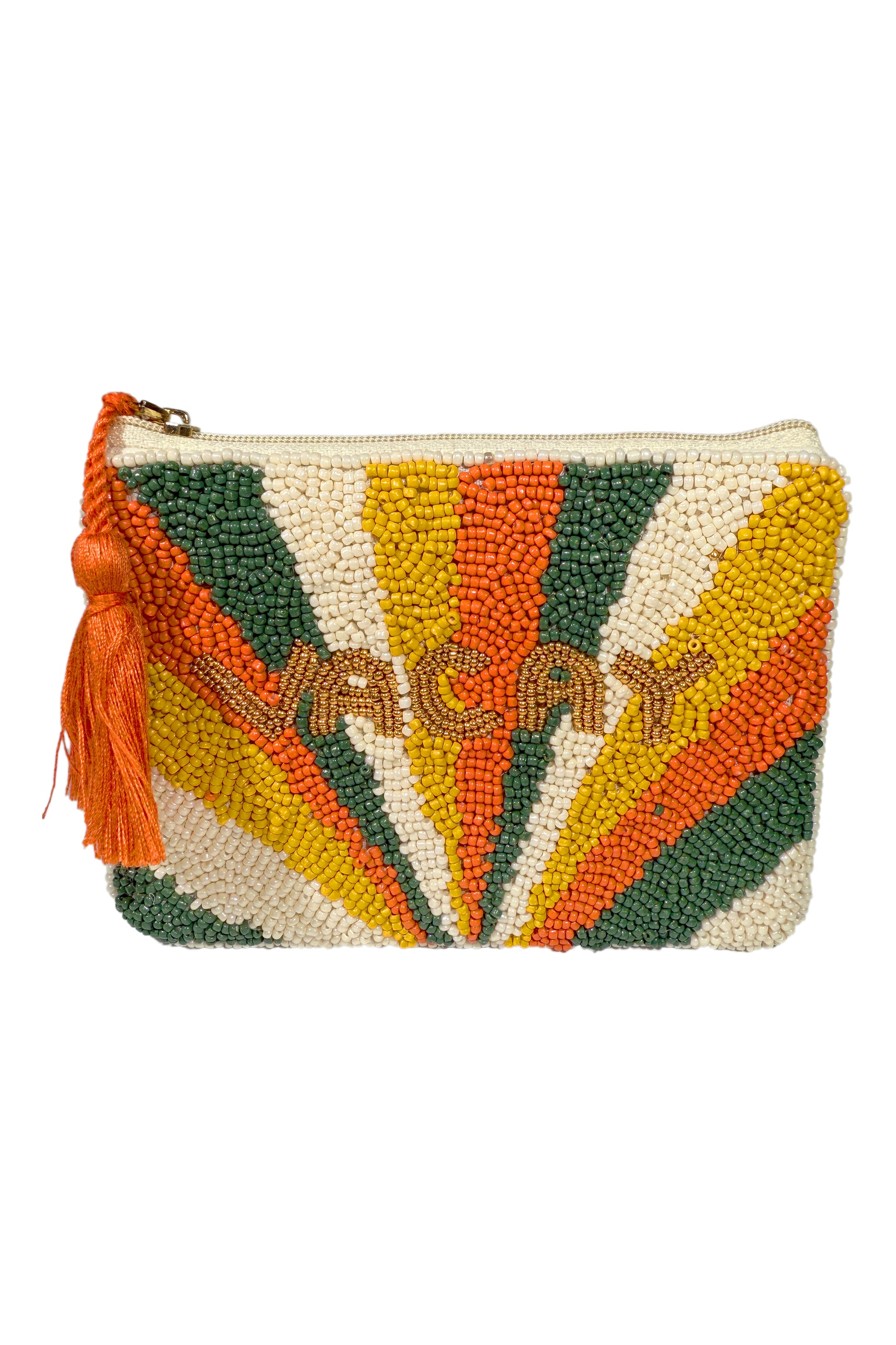 Geldbörse, die mit Perlen besetzt ist mit der Aufschrift Vacay und einem Wimpel am Reißverschluss in der Farbe Orange Olive Grün.
