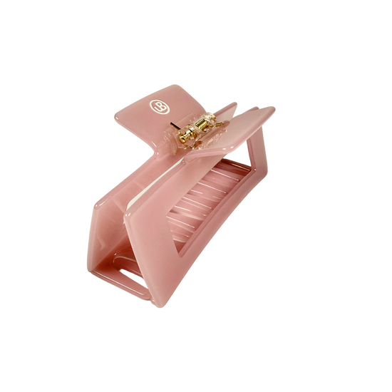 Cellulose Acetat Haarklammer 10cm im milchigen hellrosa Design von useful Beauty.