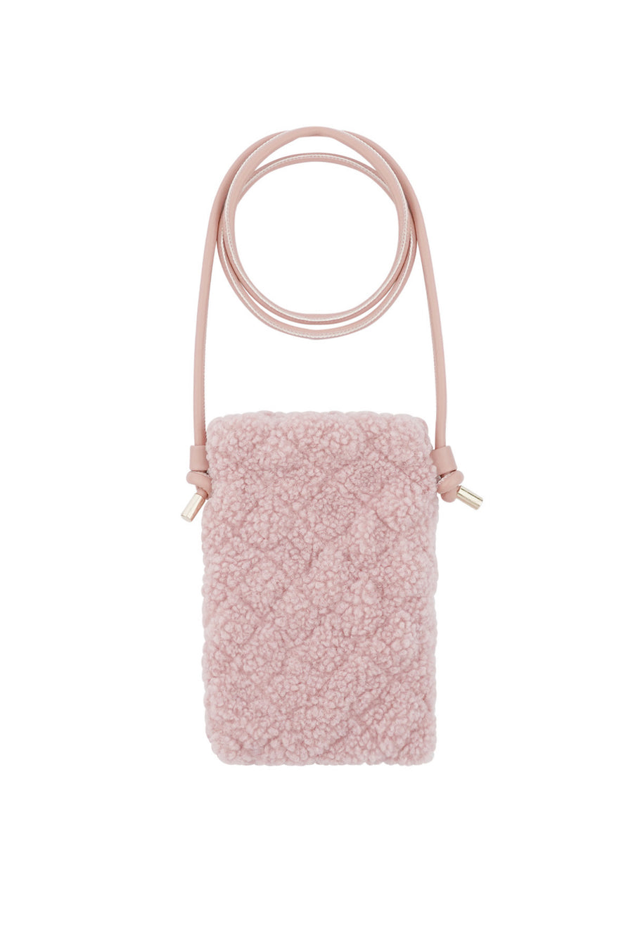 Handytasche in Teddyfell Optik mit Schulter Kordel in Rosé.