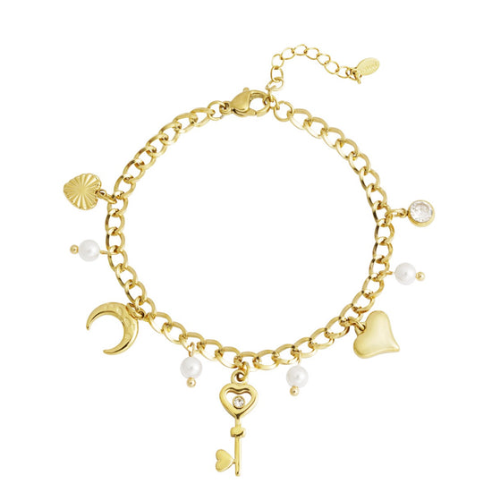 Goldenes Charm-Armband mit Herz, Mond, Schlüssel und Perlen-Anhängern