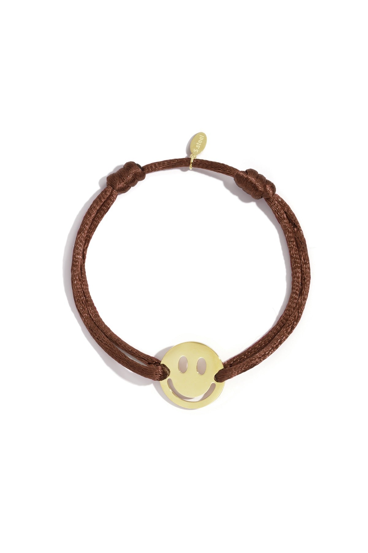 Smiley Armband mit goldenem Anhänger und braunem Band – frontal