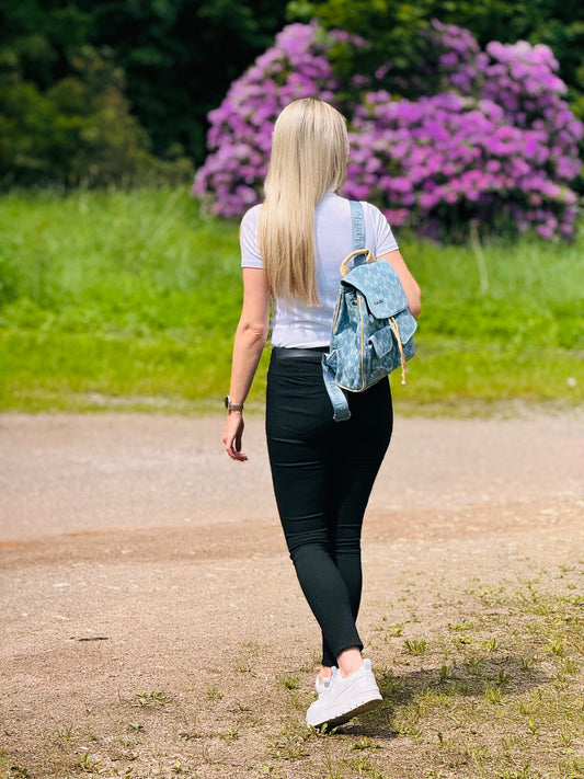 Freizeitrucksack im Jeanslook mit Logo