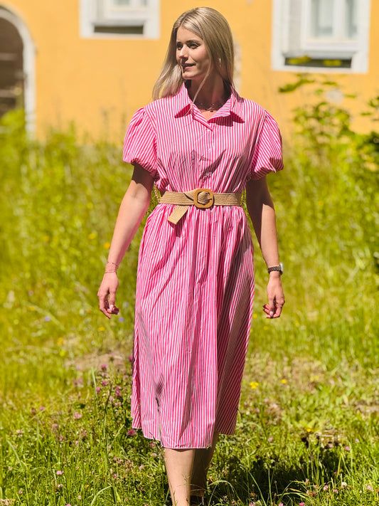 sommerliches gestreiftes Kleid mit Gürtel und Puffärmel