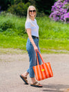 gesteppte Schultertasche Streifen Look