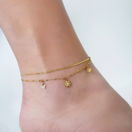 Edelstahl Fußkettchen gold, doppelreihig, mit Blumenanhänger