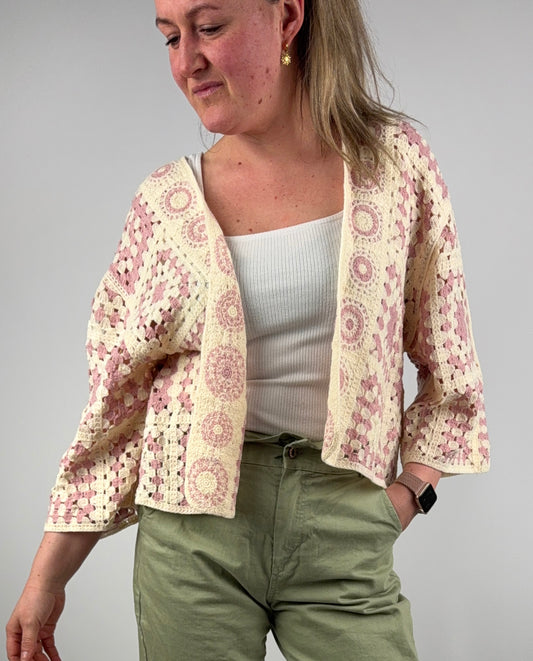 Strickjäckchen Rosa Creme