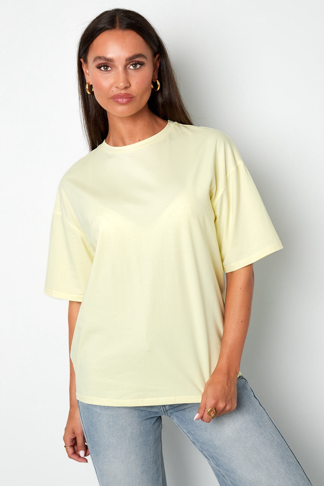 Lockeres ultra weiches T-Shirt mit Aufschrift PARIS auf Der Rückseite.