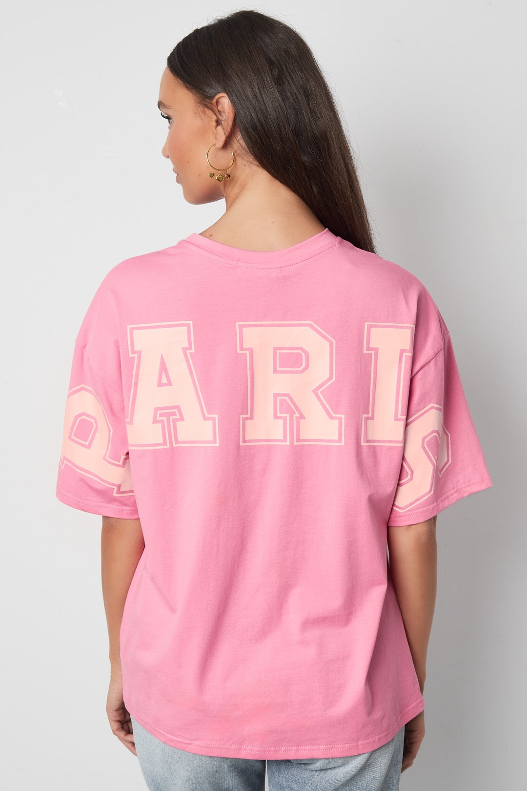 Lockeres ultra weiches T-Shirt mit Aufschrift PARIS auf Der Rückseite.