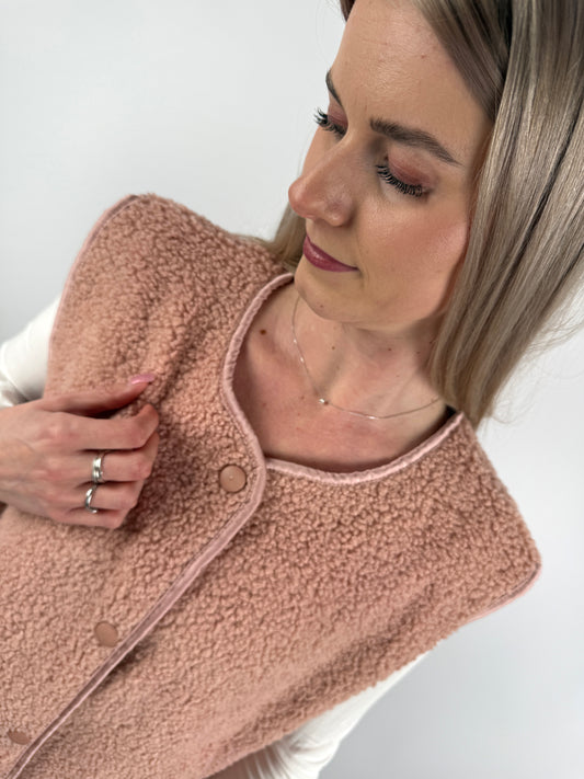 Teddyweste oversized Look