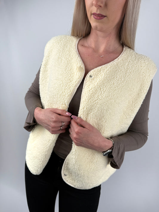 Teddyweste oversized Look