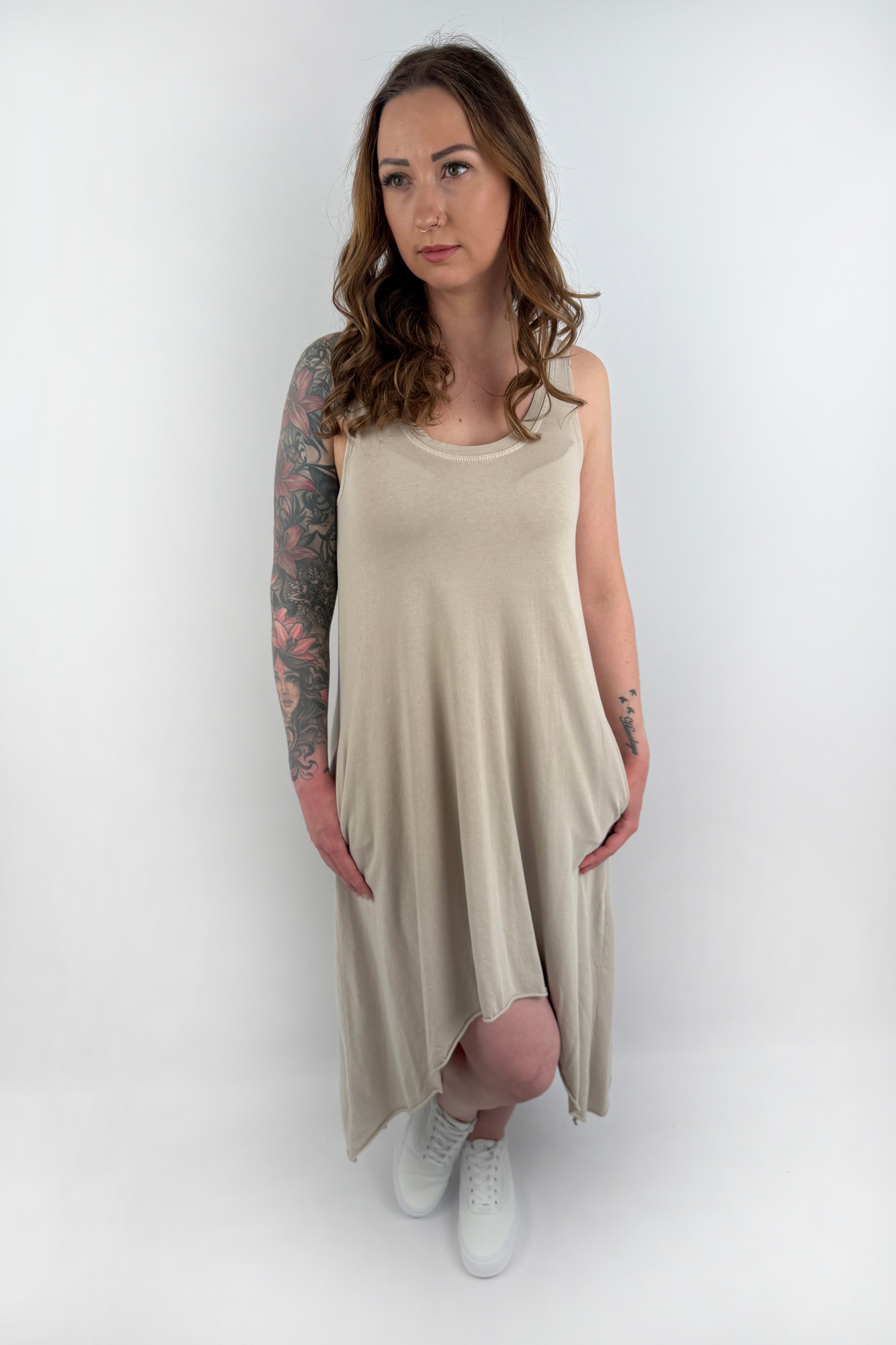 Vokuhile Klied in Beige.