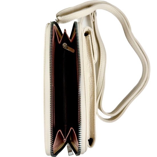 Cremefarbene kleine Handtasche mit abnehmbaren schmalen größenverstellbaren Gurt. Reisverschlussfach mit Kartenfächern auf der Innenseite.